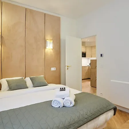 Sublime Center Of Apartment