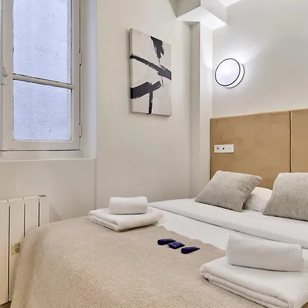 Sublime Center Of Paris